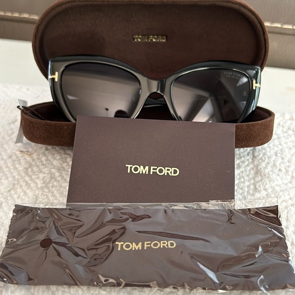TOM FORD BLACK ANYA CAT EYE SUNGLASSES TF762 POLARIZED - Picture 7 of 8